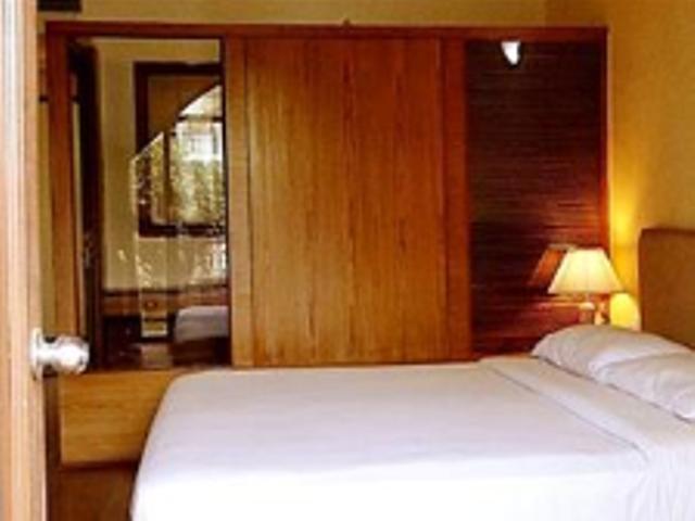 Meuse Jupiter Business And Luxury Hotel Nashik Room photo